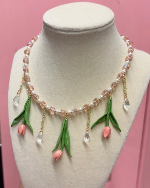 Tulip Necklace
